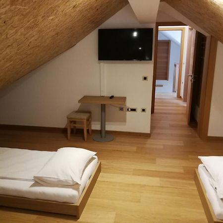 Ekoturizem Hudicevec Hotel Postojna Buitenkant foto