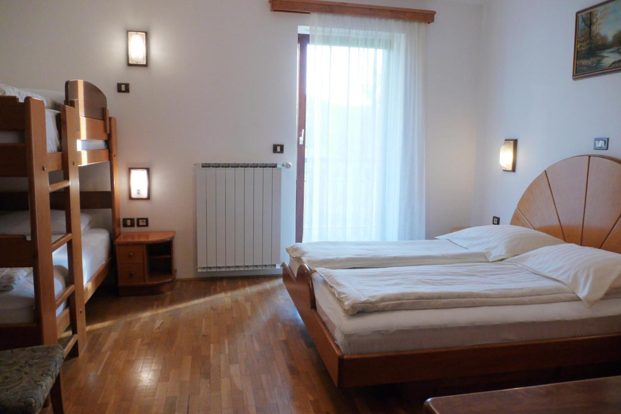 Ekoturizem Hudicevec Hotel Postojna Kamer foto