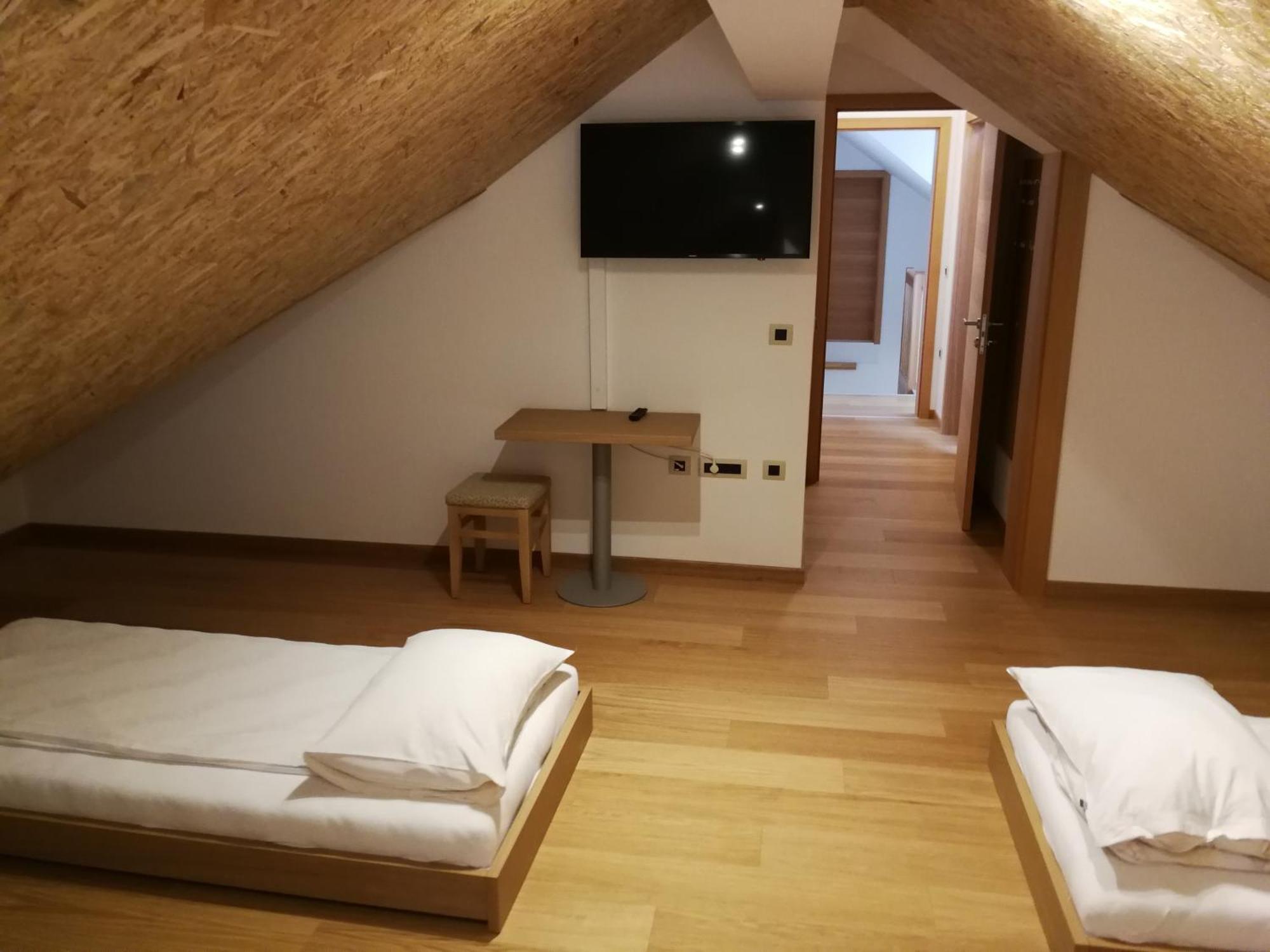 Ekoturizem Hudicevec Hotel Postojna Buitenkant foto